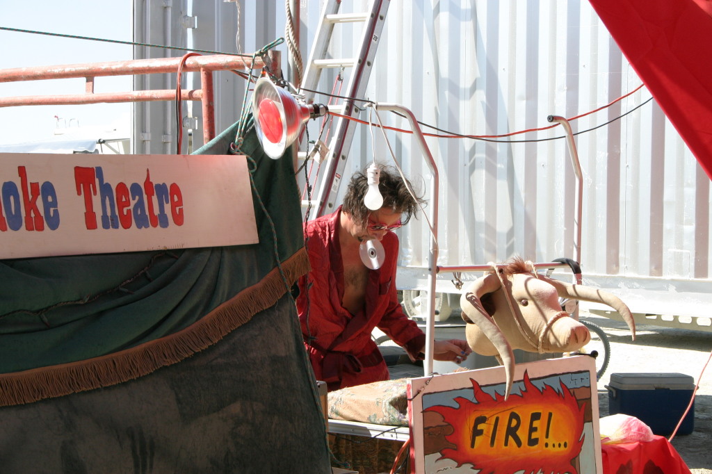 2005/BurningMan/1024x768_IMG_1790.JPG
