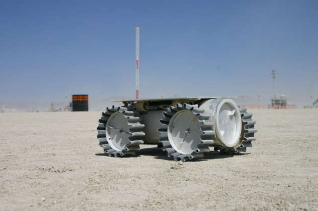 2005/BurningMan/640x480_IMG_1801.JPG