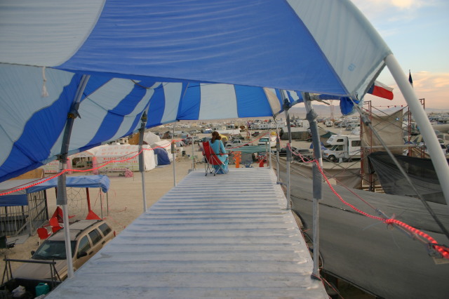 2005/BurningMan/640x480_IMG_1934.JPG