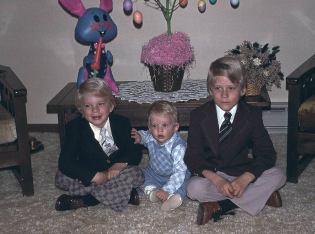 1970-1991-Jim-Janeen-first-20years/1024x768_1977-03-3-Easter.JPG