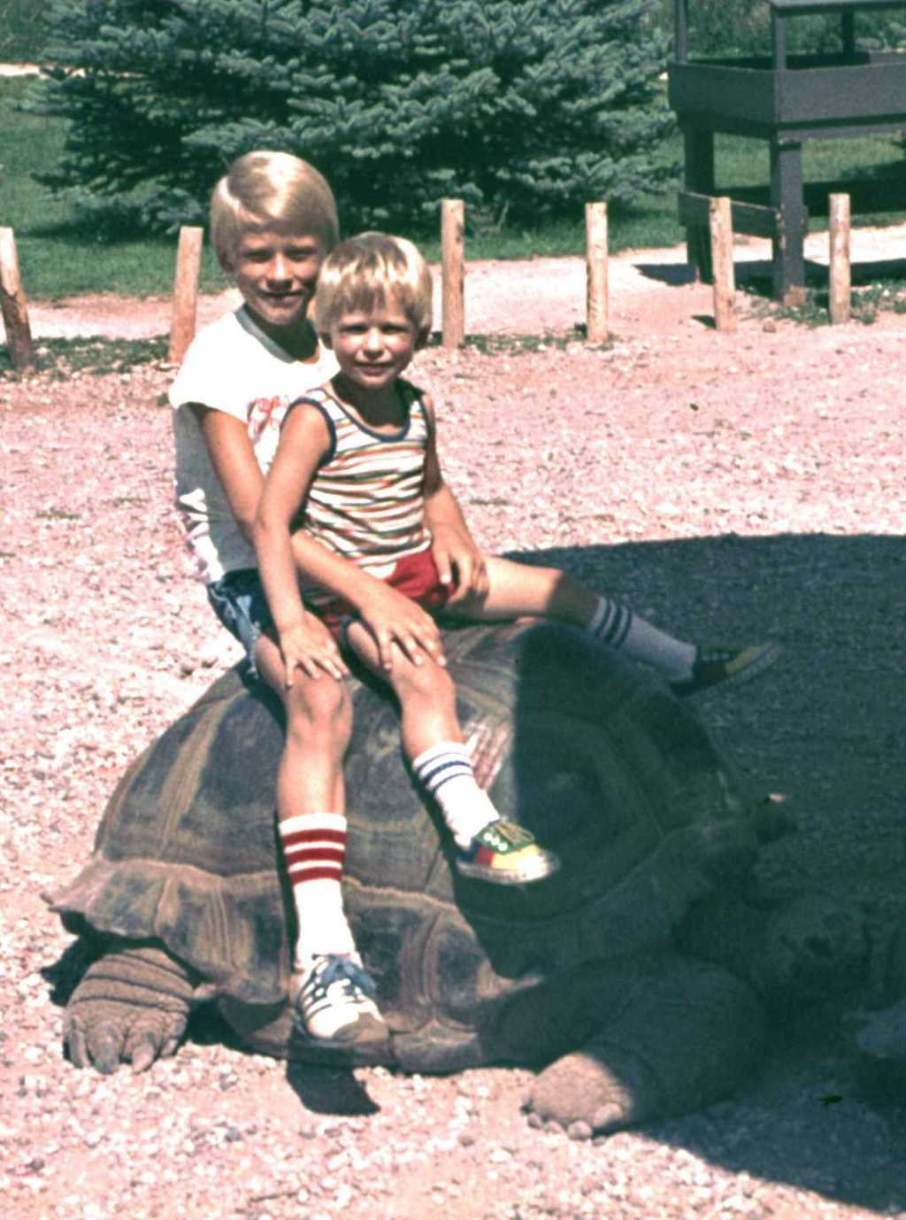 1979-08-06-BlackHills-Josh.jpg