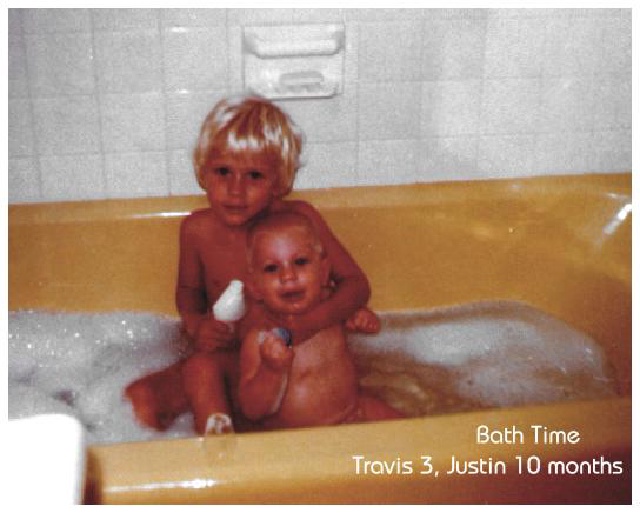 1970-1991-Jim-Janeen-first-20years/640x480_1973-10-BathTravisJustin.jpg