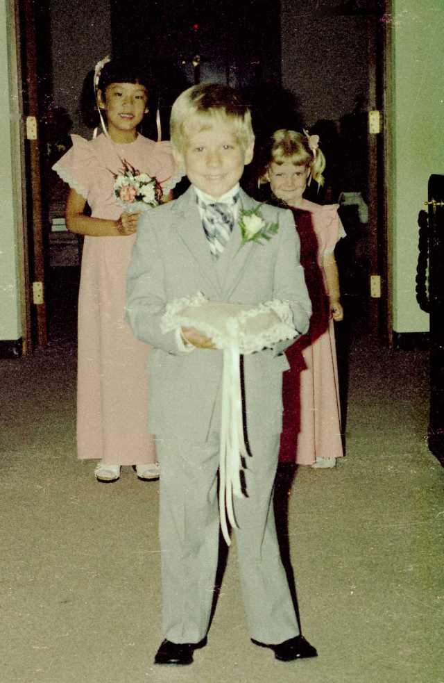 1970-1991-Jim-Janeen-first-20years/640x480_1981-06-RINGBEARER-JOSH03.jpg