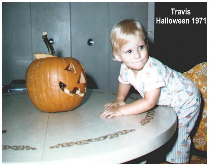 1971-10-TravisHalloween.jpg