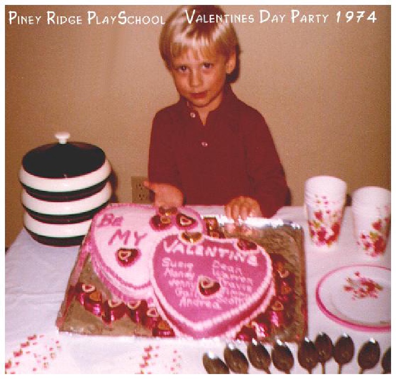 1974-02-ValentinesCake.jpg