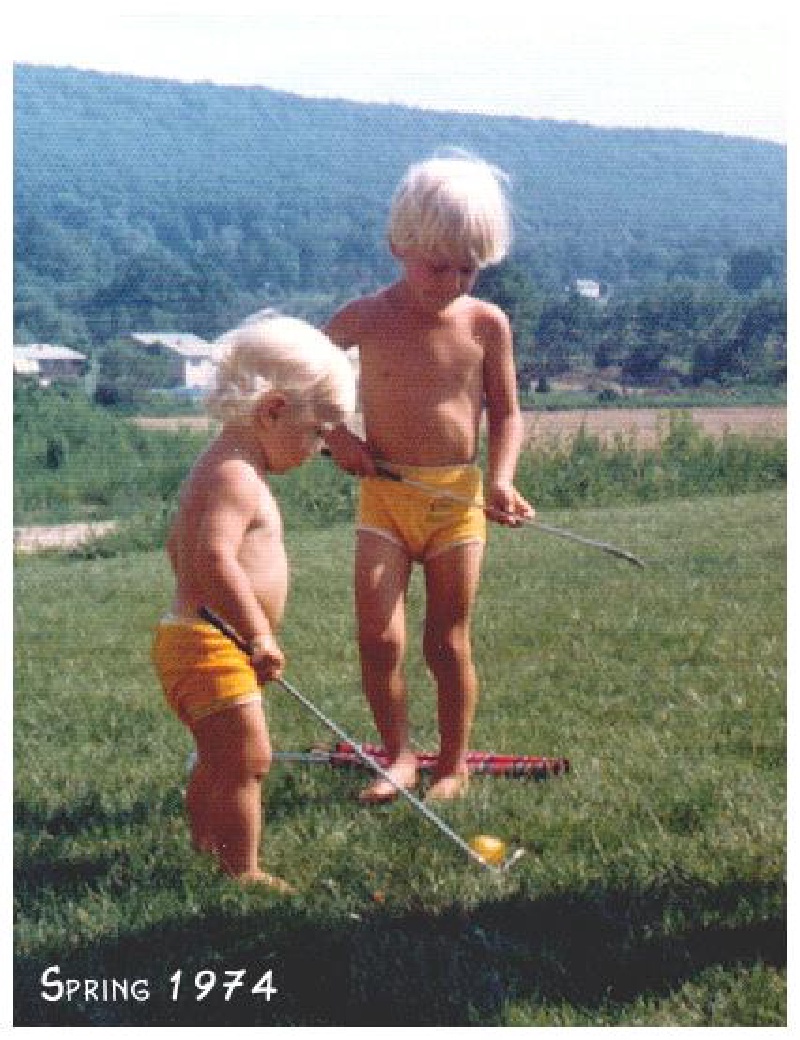 1970-1991-Jim-Janeen-first-20years/800x600_1974-04-JusTravGolfClubs.jpg