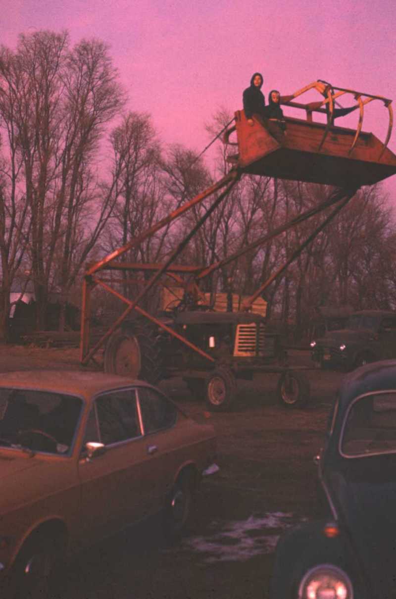 1974-12-Scott-Christmas-01.jpg