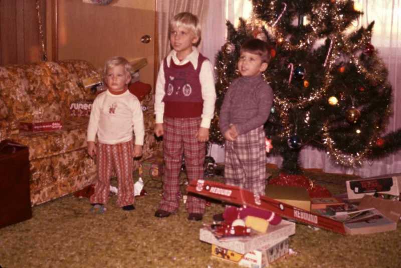 1974-12-Scott-Christmas-04.jpg