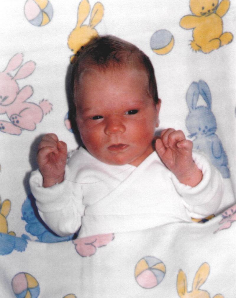 1970-1991-Jim-Janeen-first-20years/800x600_1976-04-26-Josh.JPG