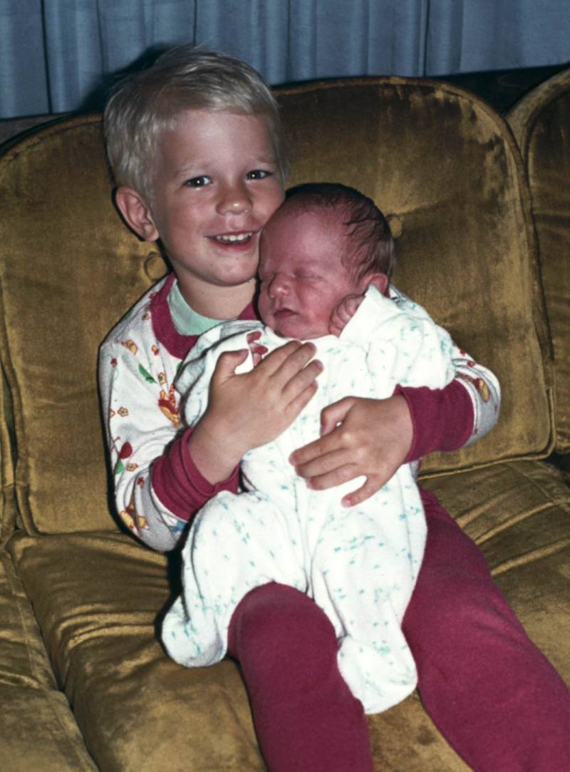 1970-1991-Jim-Janeen-first-20years/800x600_1976-04-29-1-Josh-Comes-Home.JPG