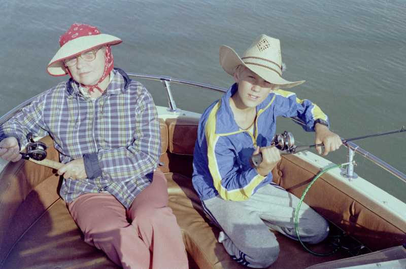 1970-1991-Jim-Janeen-first-20years/800x600_1982-06-01-Travis-Gr-Mary.jpg