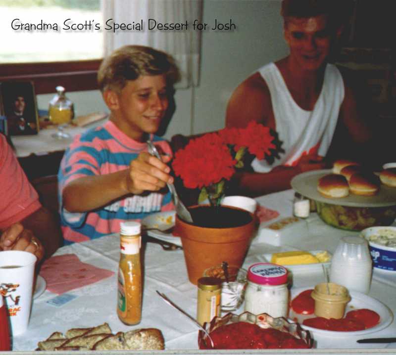1989-07-Flower-Pot-dessert.jpg