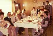 1974-12-Scott-Christmas-03.jpg