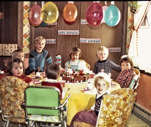 1976-01-15-Justins-Cake-5_p1.jpg