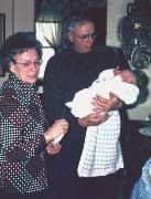1976-05-06-05-Grandparents-Leaving.JPG