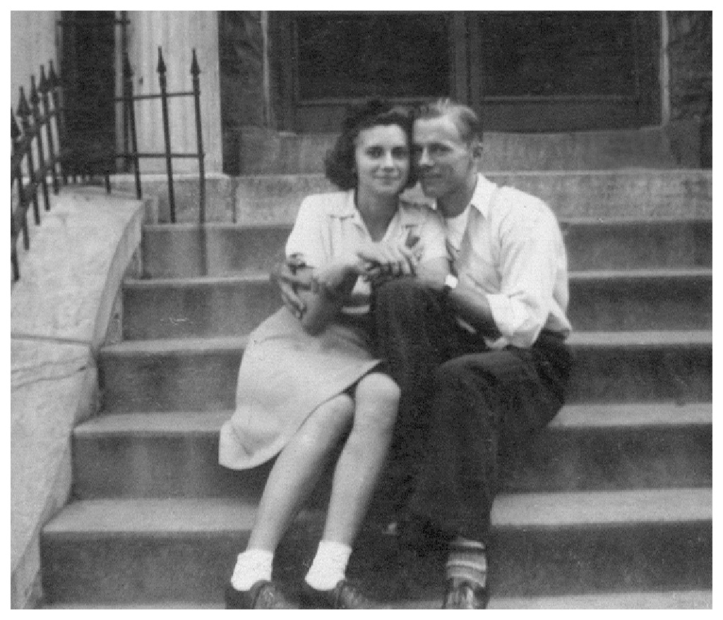 Janeen-Scott-Family-History/1944-05-Mary-Helen-Albert.JPG