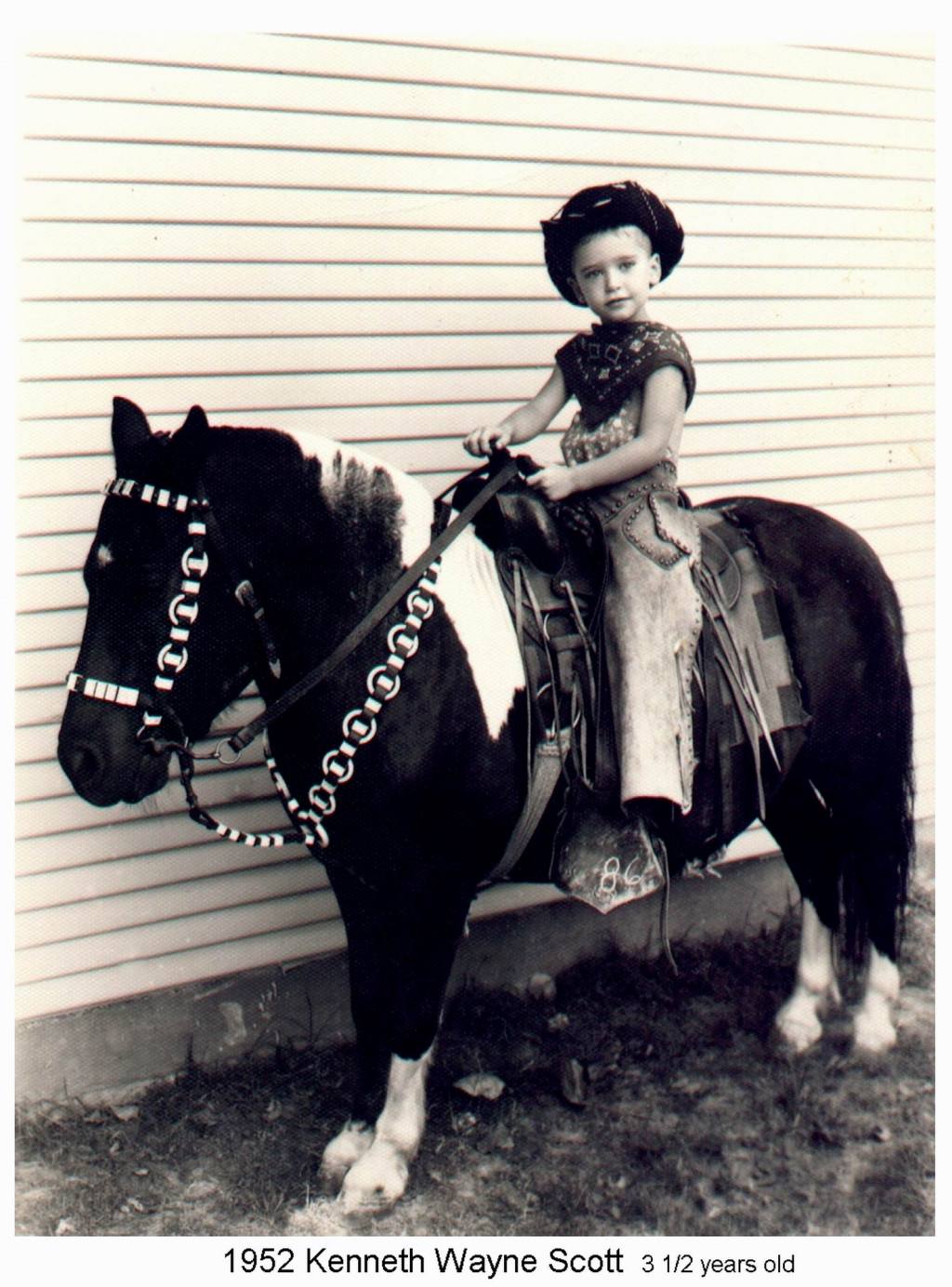 Janeen-Scott-Family-History/1024x768_1952-07-10-Ken-Scott.jpg