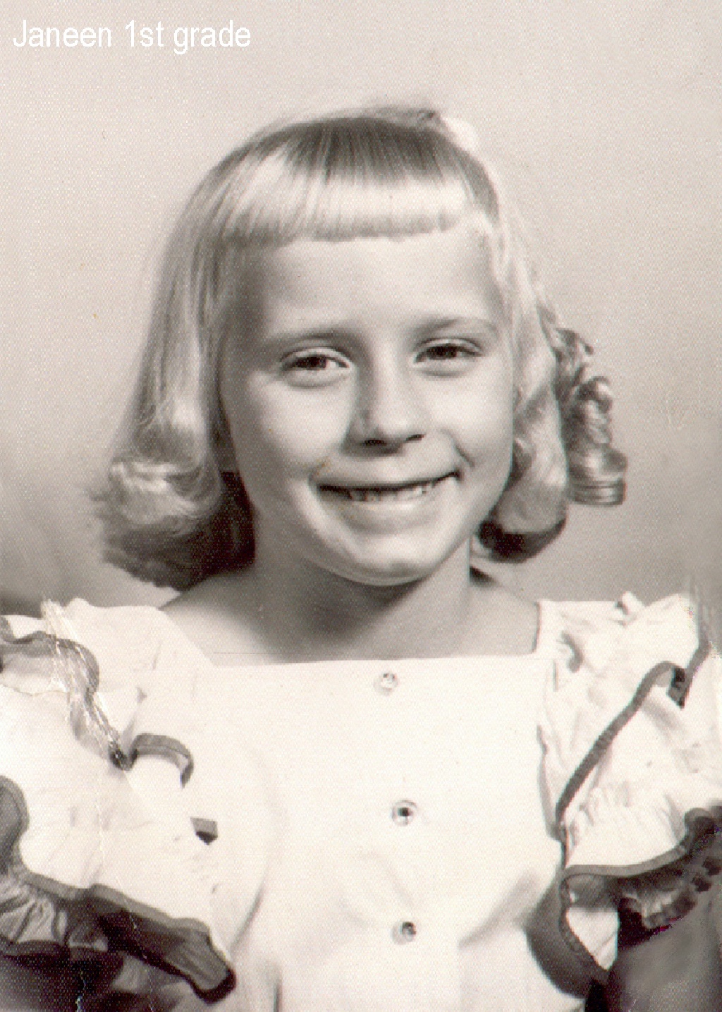 Janeen-Scott-Family-History/1024x768_1955-09-Janeen-1st-grd.jpg