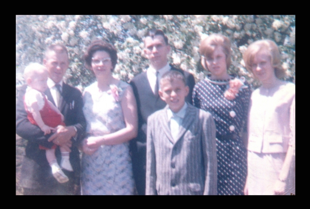 1964-Appleblossoms-Dan-Albert-MH-Tim-Brad-Marci-Janeen.jpg