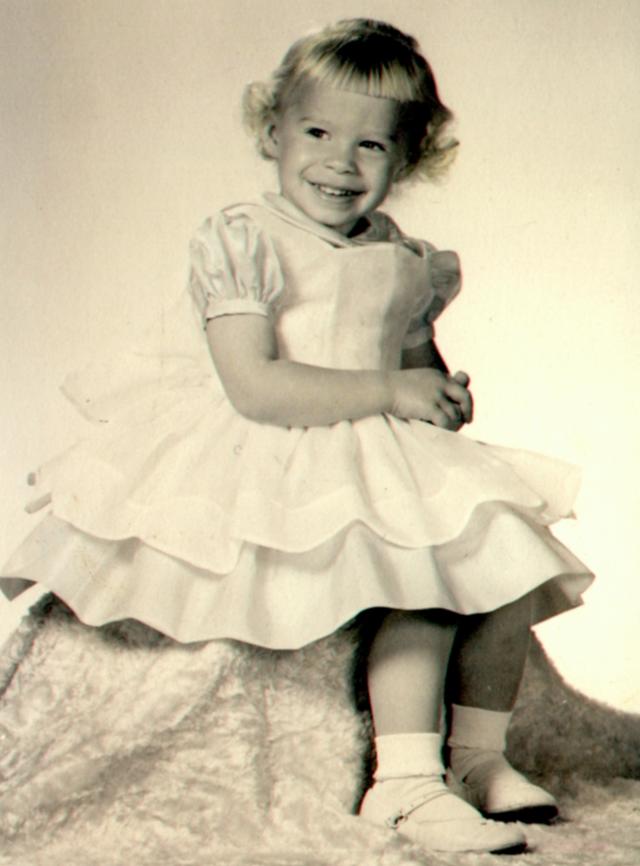 Janeen-Scott-Family-History/640x480_1960-Patti-Dodd.JPG