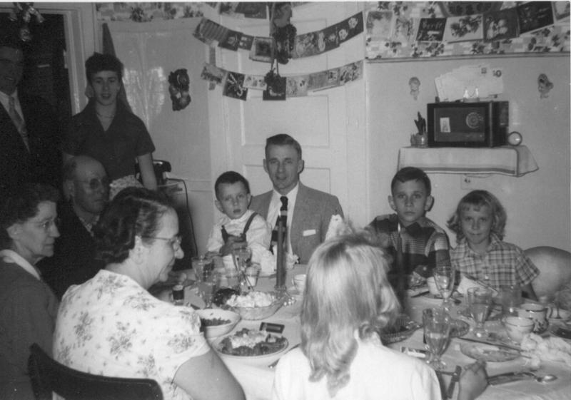 1957-12-25-Blevens-Christmas-Day.jpg