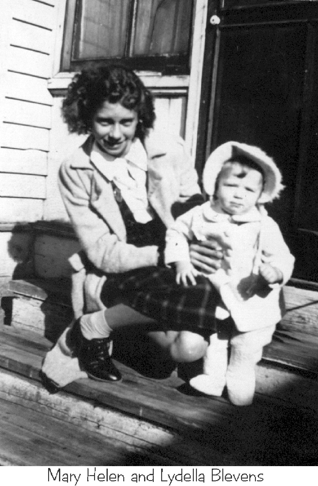 Janeen-Scott-Family-History/Mary-Helen-Blevens-Family-History/1024x768_1940-MH-Lydella.jpg