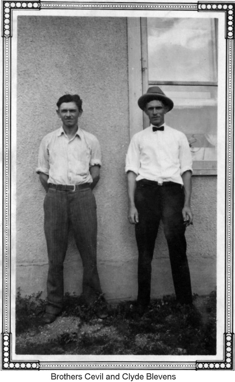 Janeen-Scott-Family-History/Mary-Helen-Blevens-Family-History/800x600_1930-BrothersCeval-Clye-Blevens.jpg