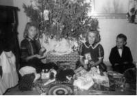 1957-12-Marci-Janeen-Brad.jpg
