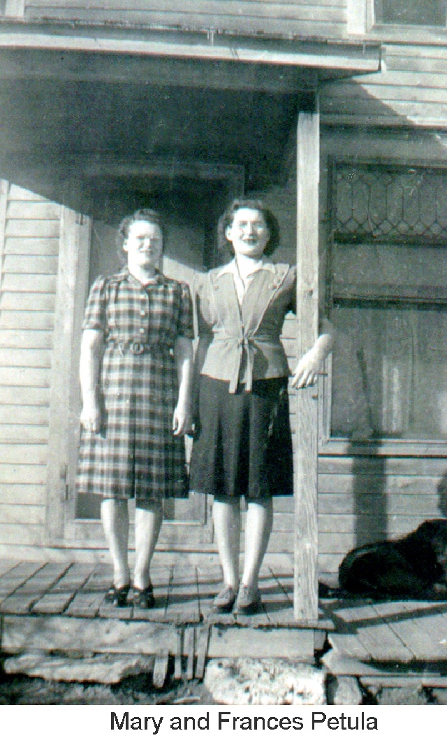Jim-Hildebrand-Family-History/Mary-Petula-Family/640x480_1937-Mary-Frances-Petula-Sisters.jpg