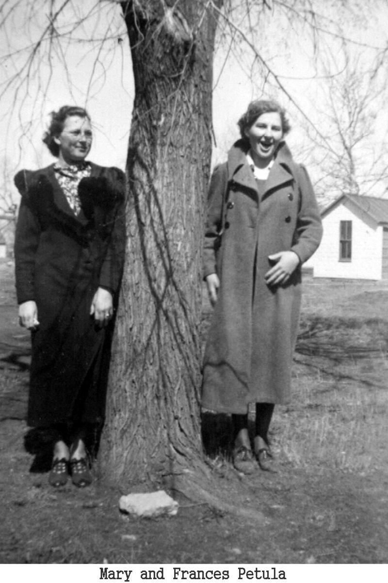 Jim-Hildebrand-Family-History/Mary-Petula-Family/800x600_1935-Mary-Frances.jpg
