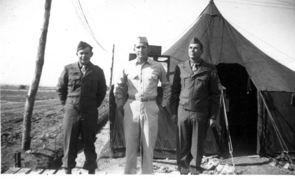 1945-Okinawa-Lt-Henry-Melvin.jpg