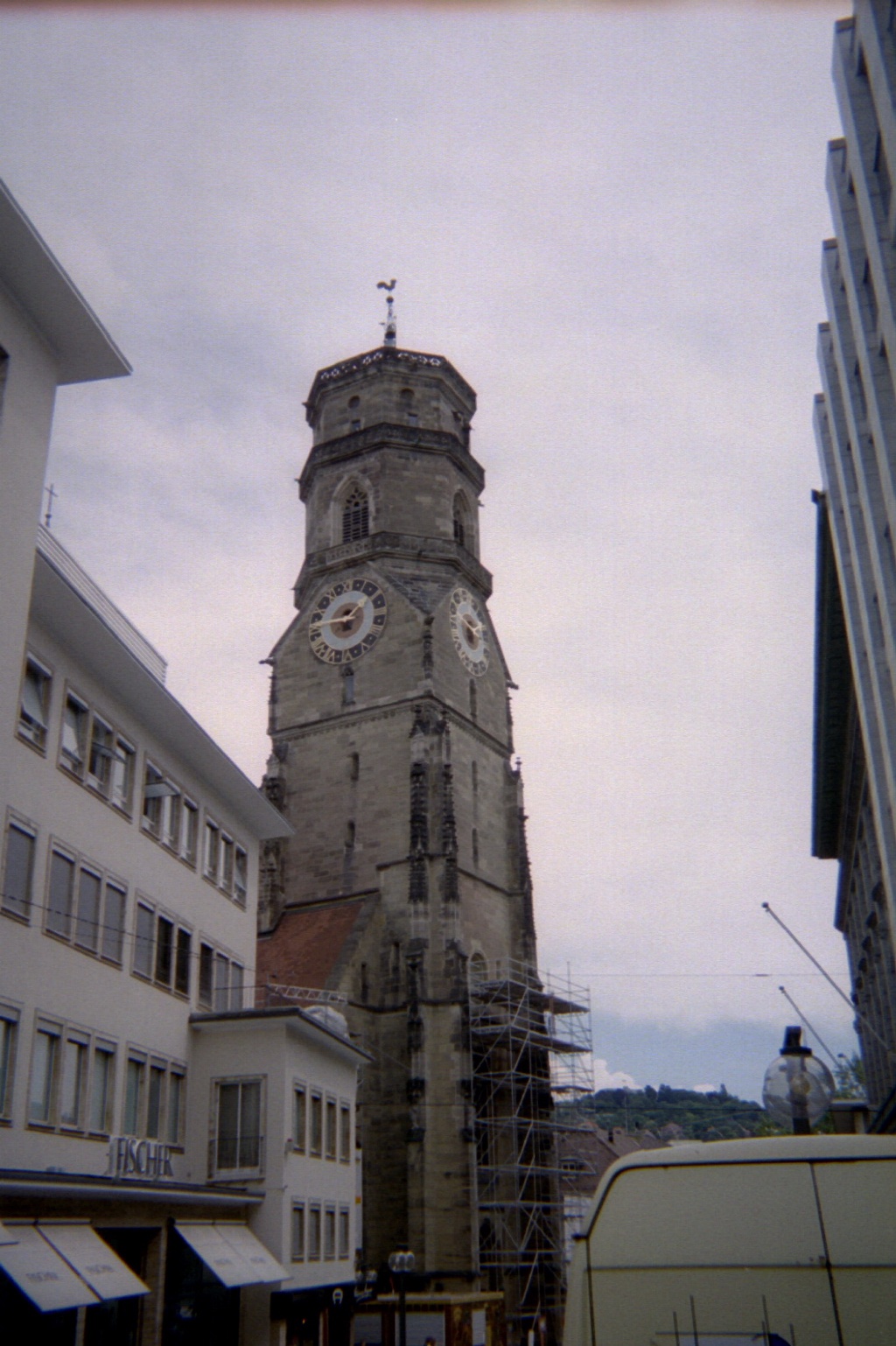 2000/07(July)/Germany-Trip/1024x768_Church_Clock.jpg