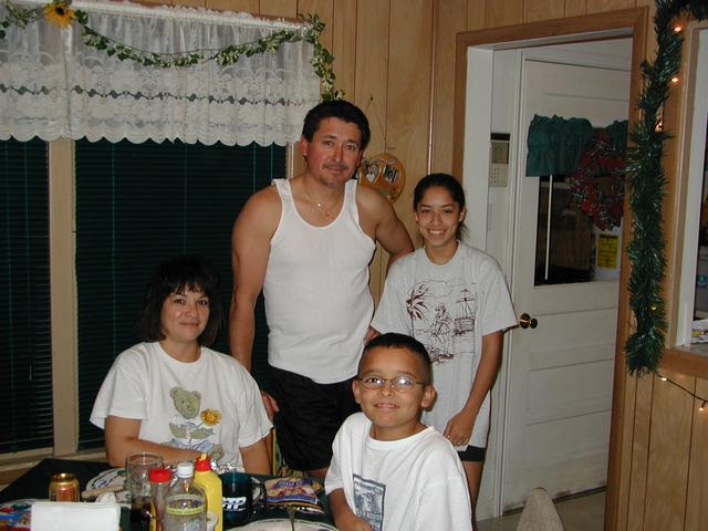 2000/12(December)/Christmas-at-Corpus/Alma-Freddie-Fred-Jac.jpg