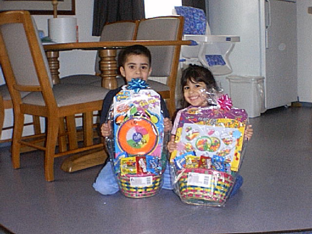 2001/04(April)/Easter-Germany/Basket-4-12-01.jpg