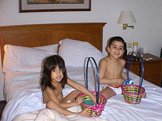 2001/04(April)/Easter-Germany/640x480_Easter-hunt.JPG
