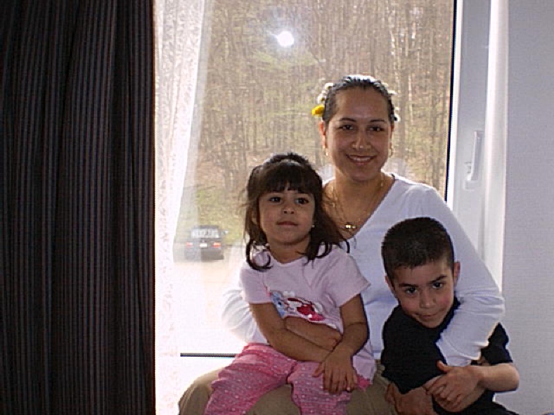 2001/04(April)/Easter-Germany/800x600_Lisa-Kids-4-8-01.jpg