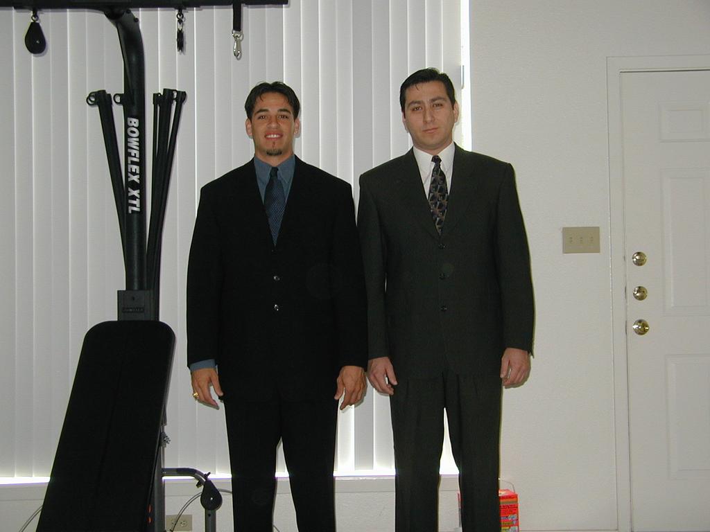 2001/05(May)/Marisas-Wedding/1024x768_mike-noe2.jpg
