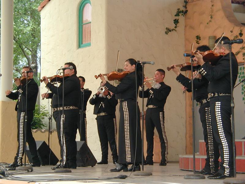 2001/06(June)/Fiesta-Texas/800x600_P6300052.JPG