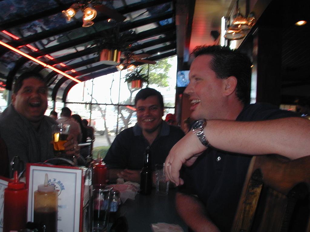 2001/06(June)/Noes-Party/1024x768_P6300075.JPG