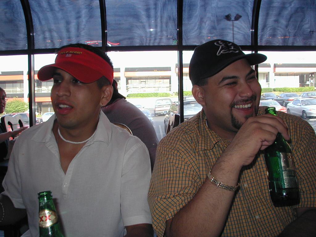 2001/06(June)/Noes-Party/1024x768_P6300076.JPG