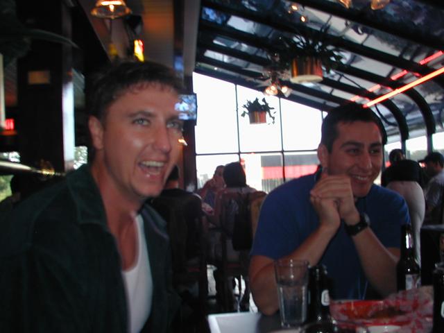 2001/06(June)/Noes-Party/640x480_P6300077.JPG
