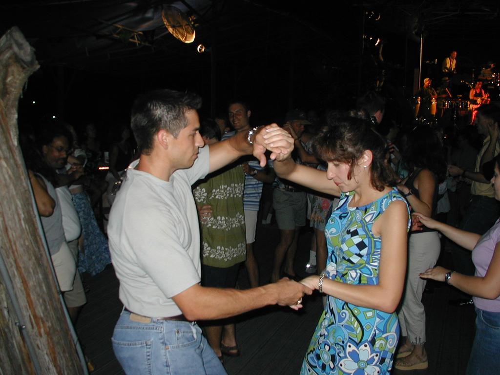 2001/06(June)/The-Oasis/1024x768_P6170112.JPG