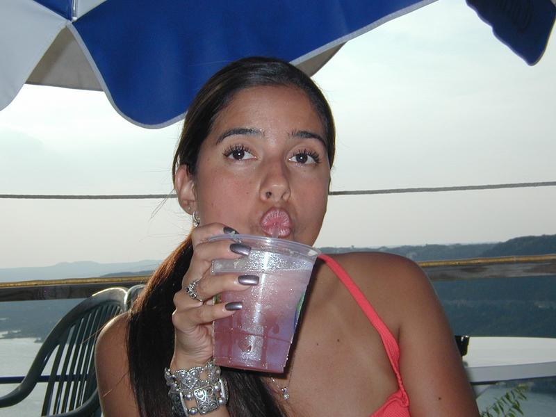 2001/06(June)/The-Oasis/800x600_P6170061.JPG