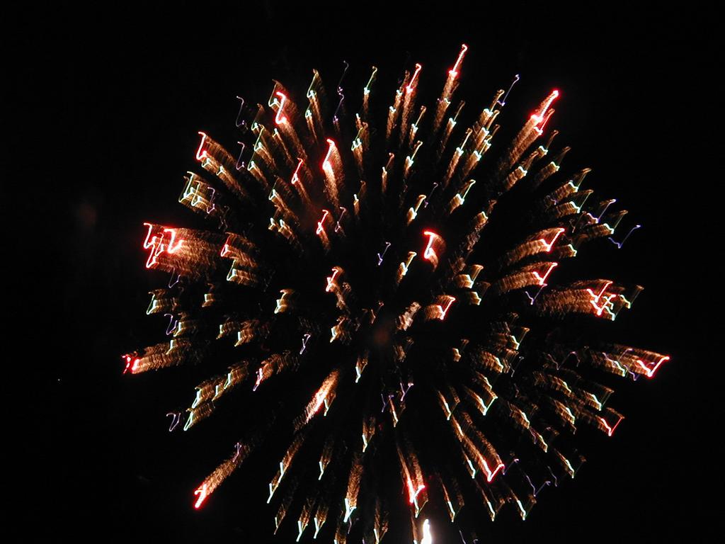 2001/07(July)/The-4th/1024x768_P7040069.JPG