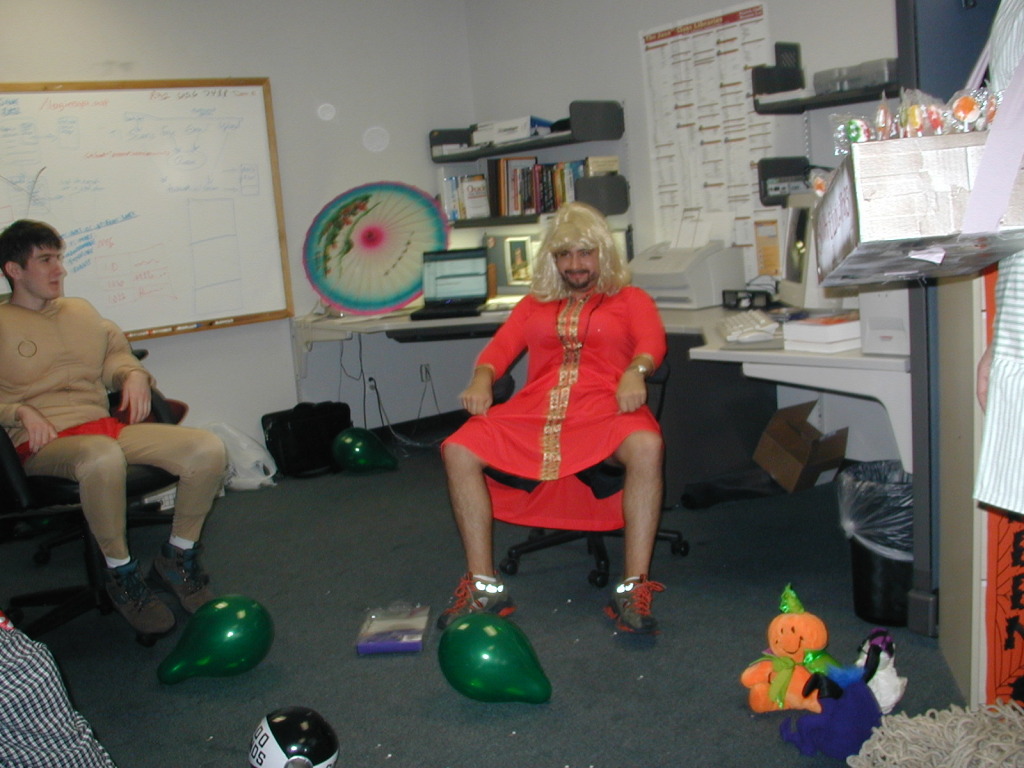 2001/10(October)/Halloween/1024x768_PA310031.JPG