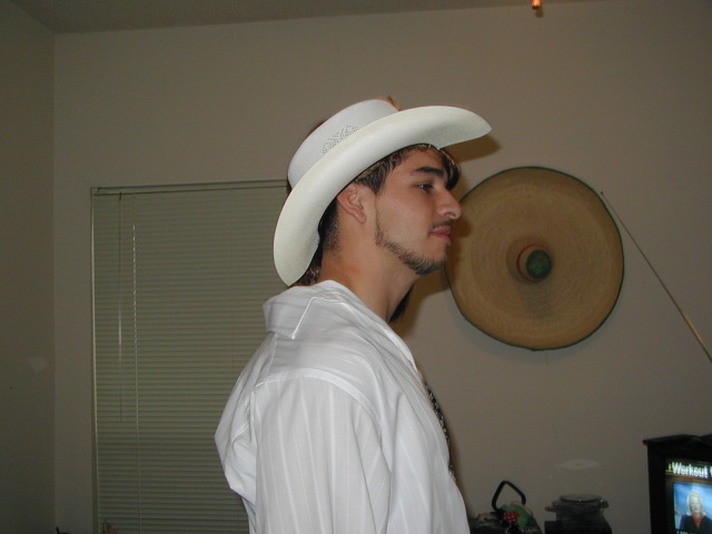 2001/10(October)/Halloween/640x480_PA300002.JPG