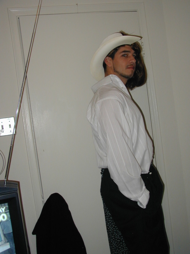 2001/10(October)/Halloween/640x480_PA300008.JPG