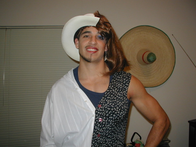 2001/10(October)/Halloween/640x480_PA310003.JPG