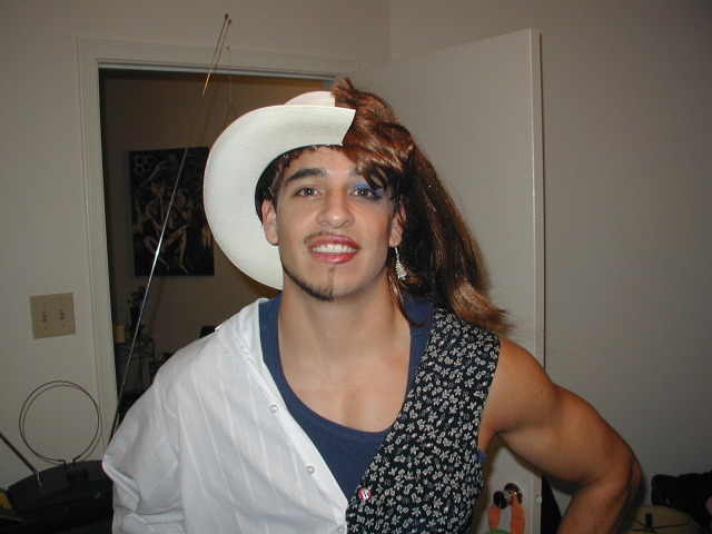 2001/10(October)/Halloween/640x480_PA310004.JPG
