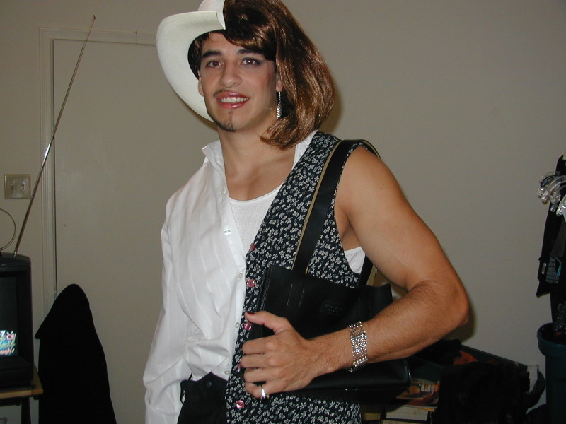 2001/10(October)/Halloween/800x600_PA300013.JPG